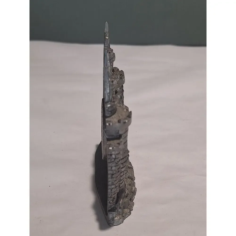 1987 Spoontiques 7514 Pewter Castle Quartz Desk Shelf Clock Japan Movt Works